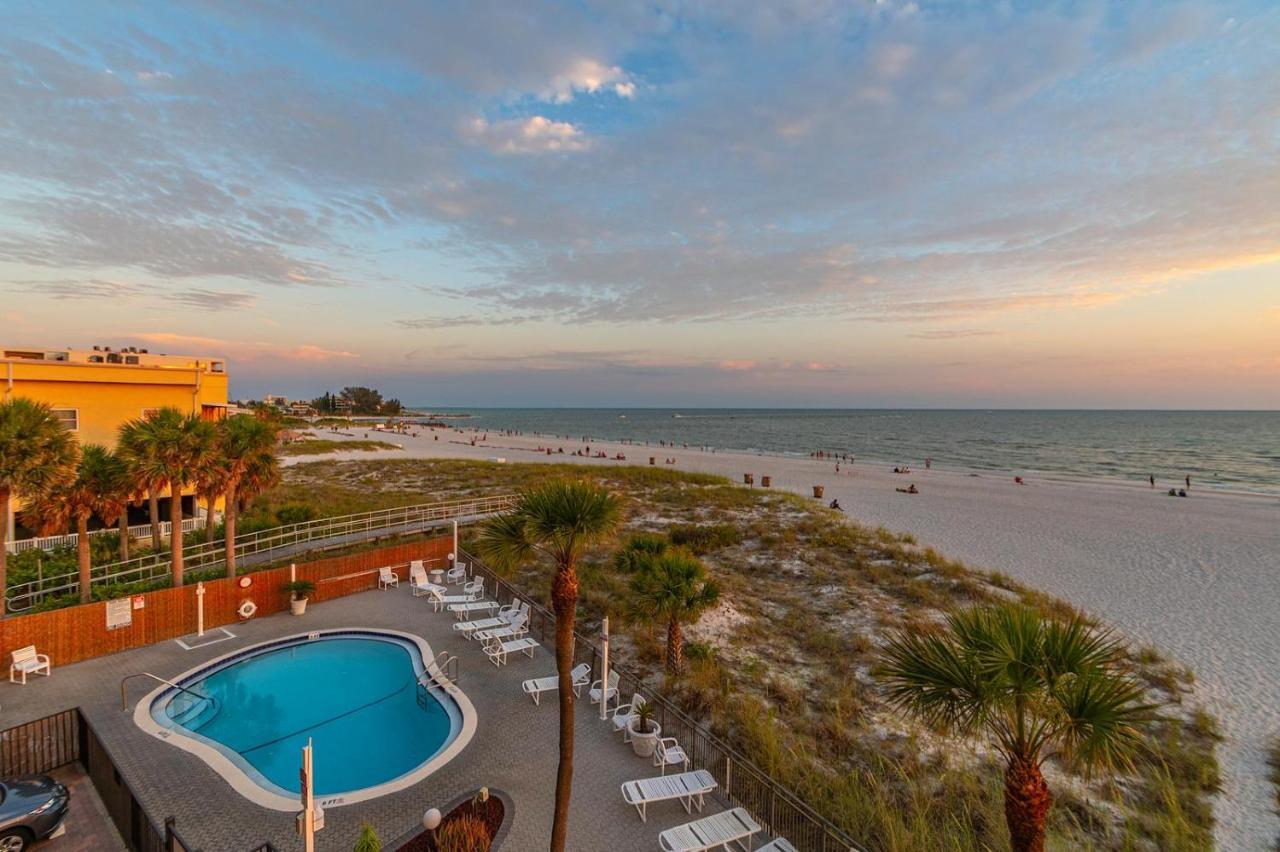 Beachfront Madeira Norte St. Pete Beach Exterior photo
