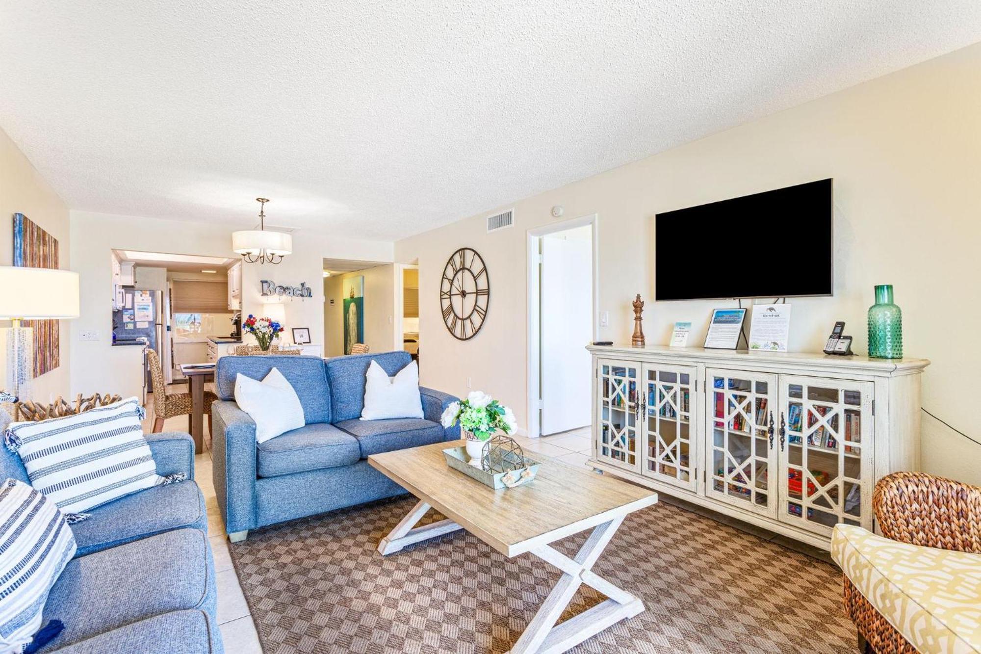 Beachfront Madeira Norte St. Pete Beach Exterior photo