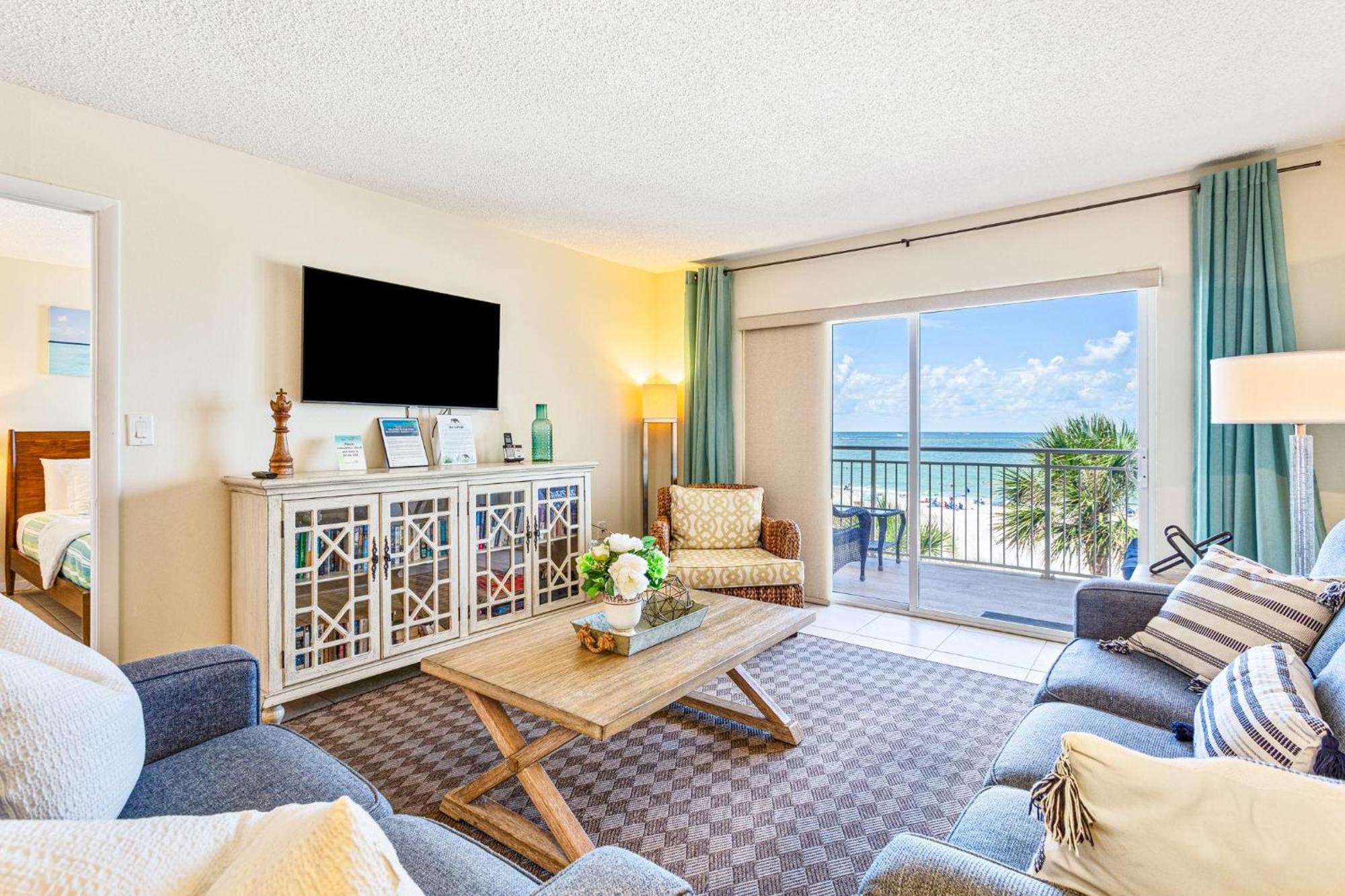 Beachfront Madeira Norte St. Pete Beach Exterior photo